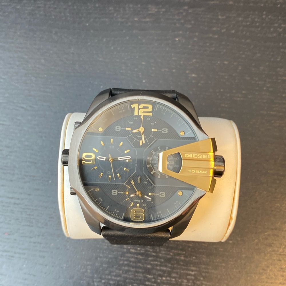 Diesel Men's Uber Chief Black Leather Watch